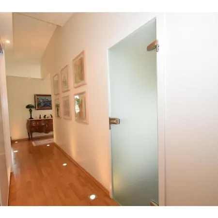 Ph1081 Luxembourg-cents Penthouse 3 Bedrooms & 2 Garages